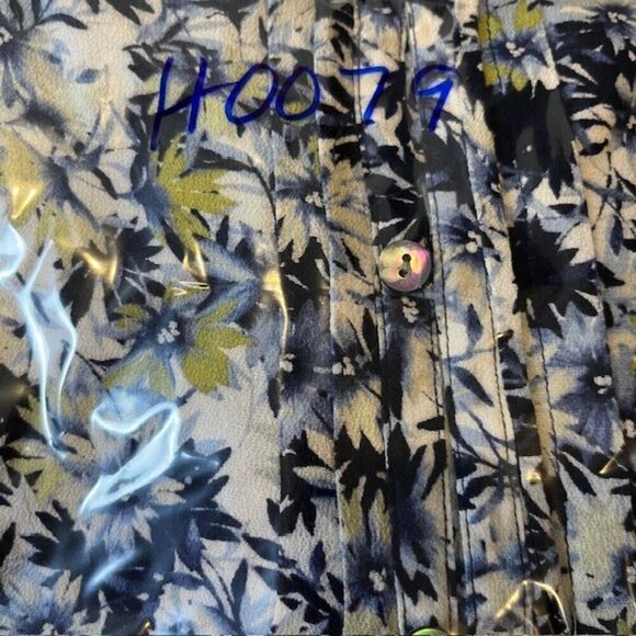 J Jill Women's Blouse Floral Print Navy White Green Crepe Light Size Medium - Picture 9 of 9